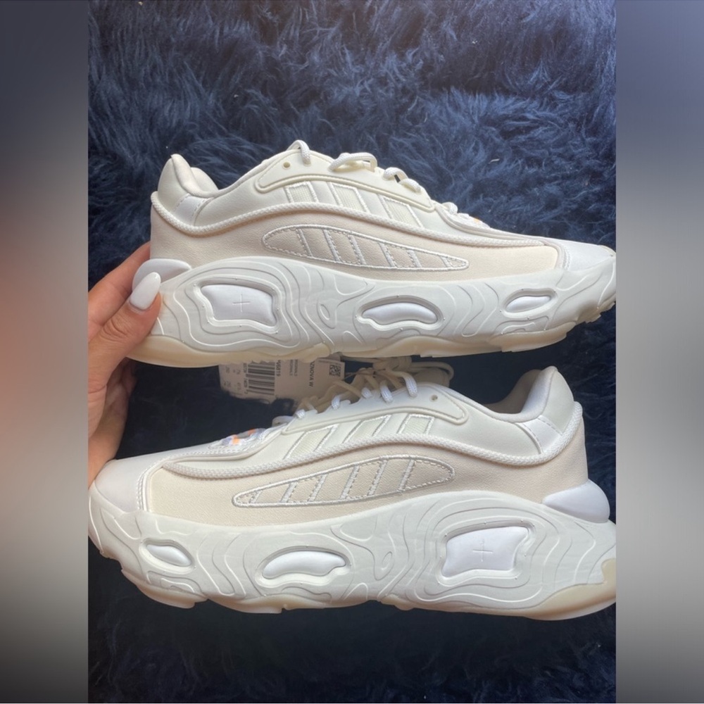 Adidas Cream and Orange Sneakers - Picture 3 of 4